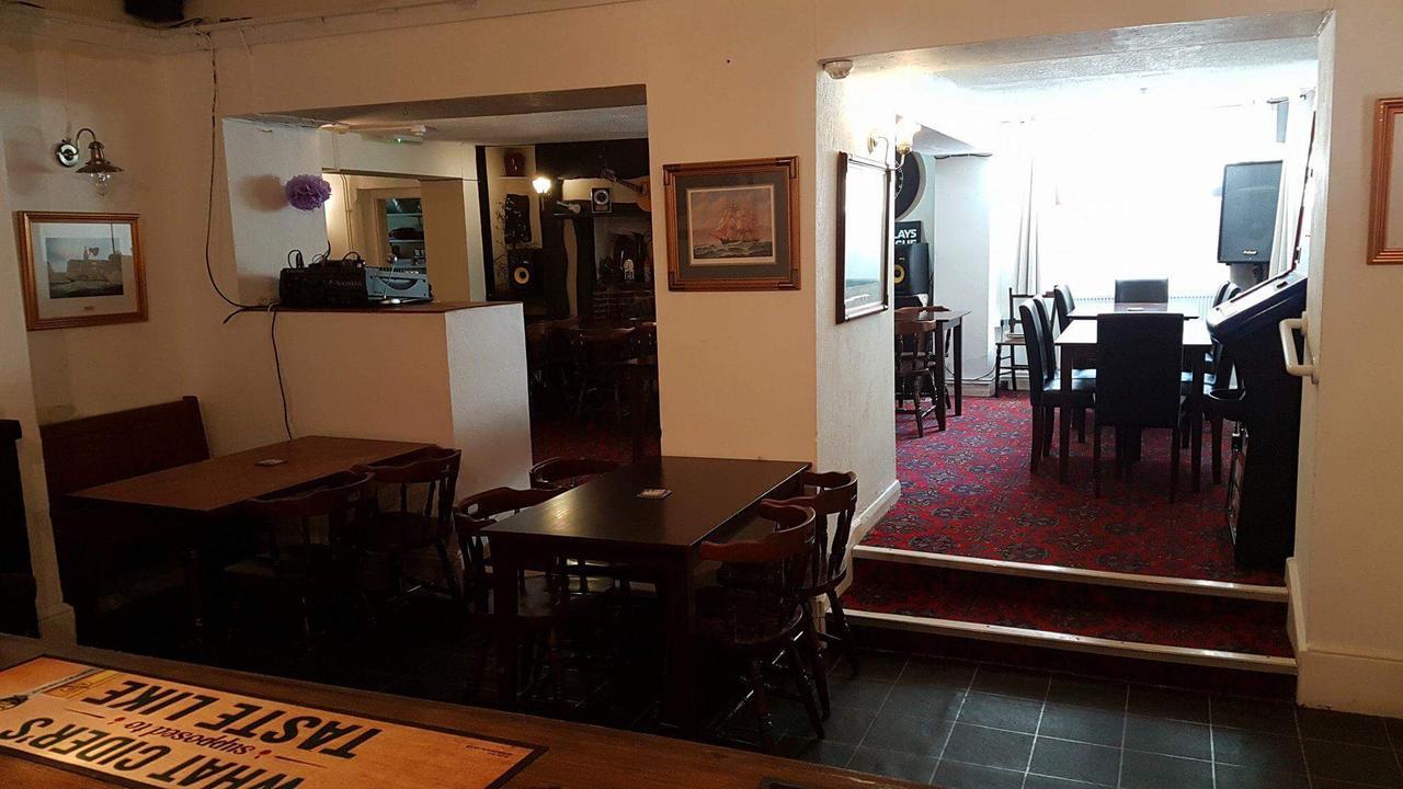 The Village Inn Bideford Esterno foto